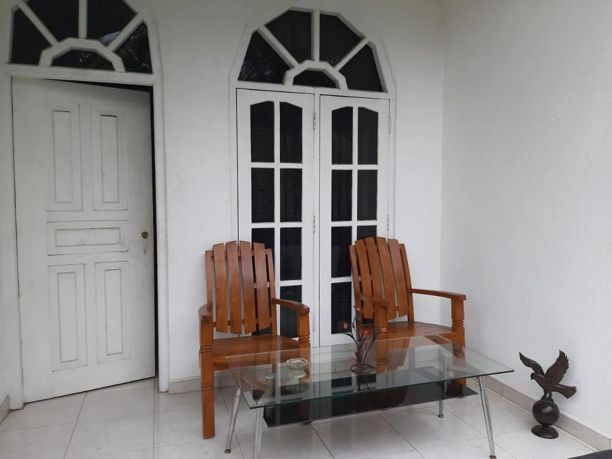 Hellen Homestay Νεγκόμπο 0*,  Σρι Λάνκα