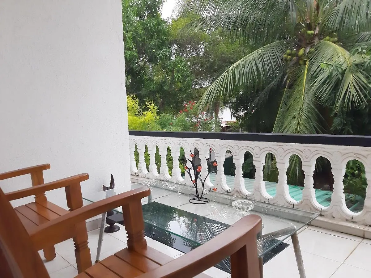 Hellen Homestay Νεγκόμπο